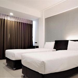 Izen Budget Hotel & Residence